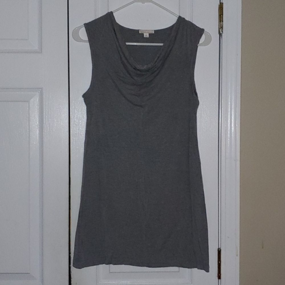Gap maternity gray top Sz S